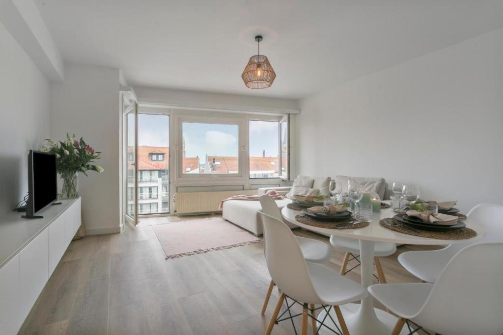 Gezellig Appartement Te Heist-Aan-Zee Knokke-Le-Zoute Extérieur photo